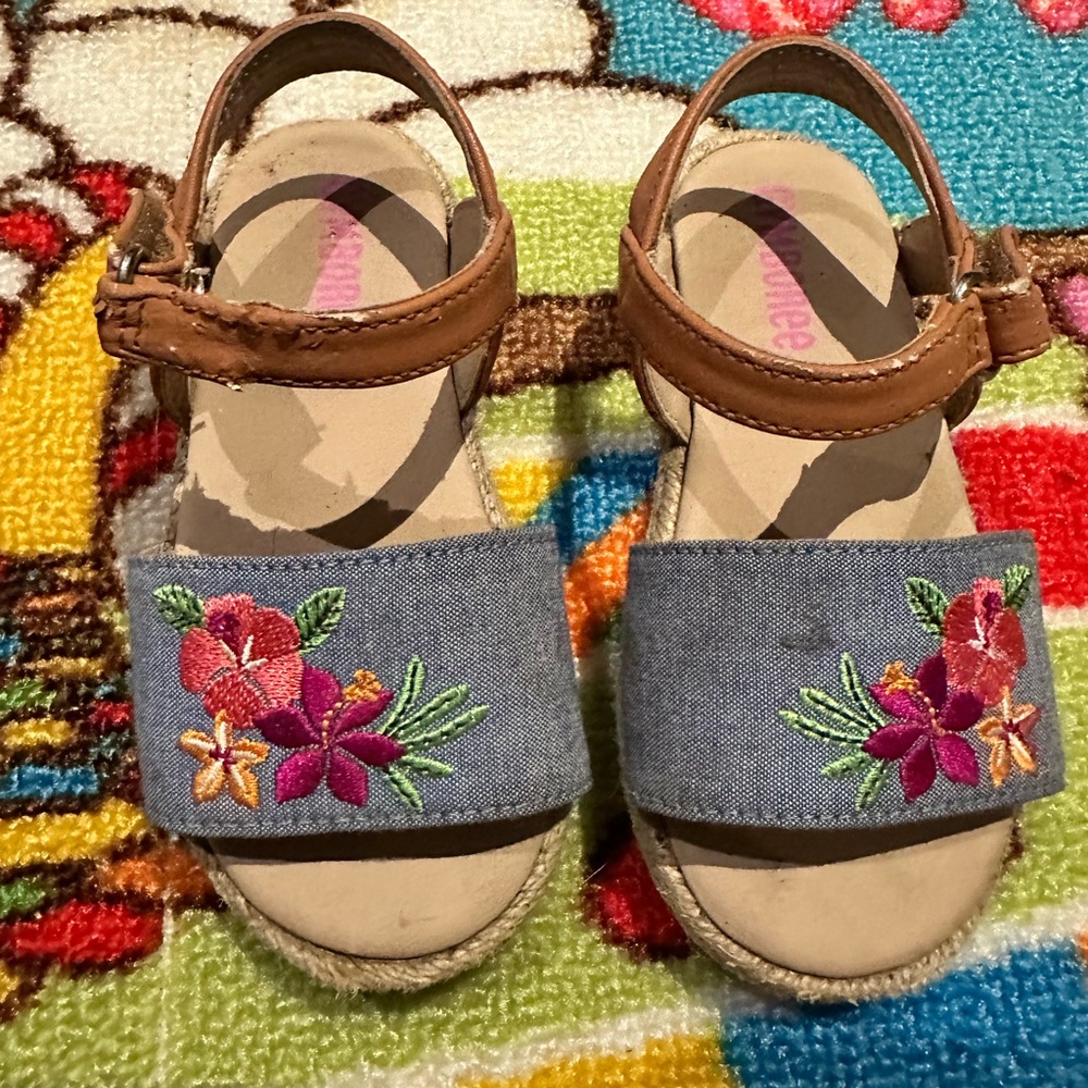 Gymboree toddler girls 👧floral sandal 🩴